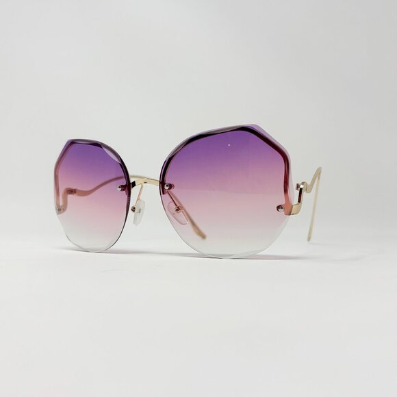 Oversized Graduated Purple to Clear Sunglasses - Picture 1 of 12